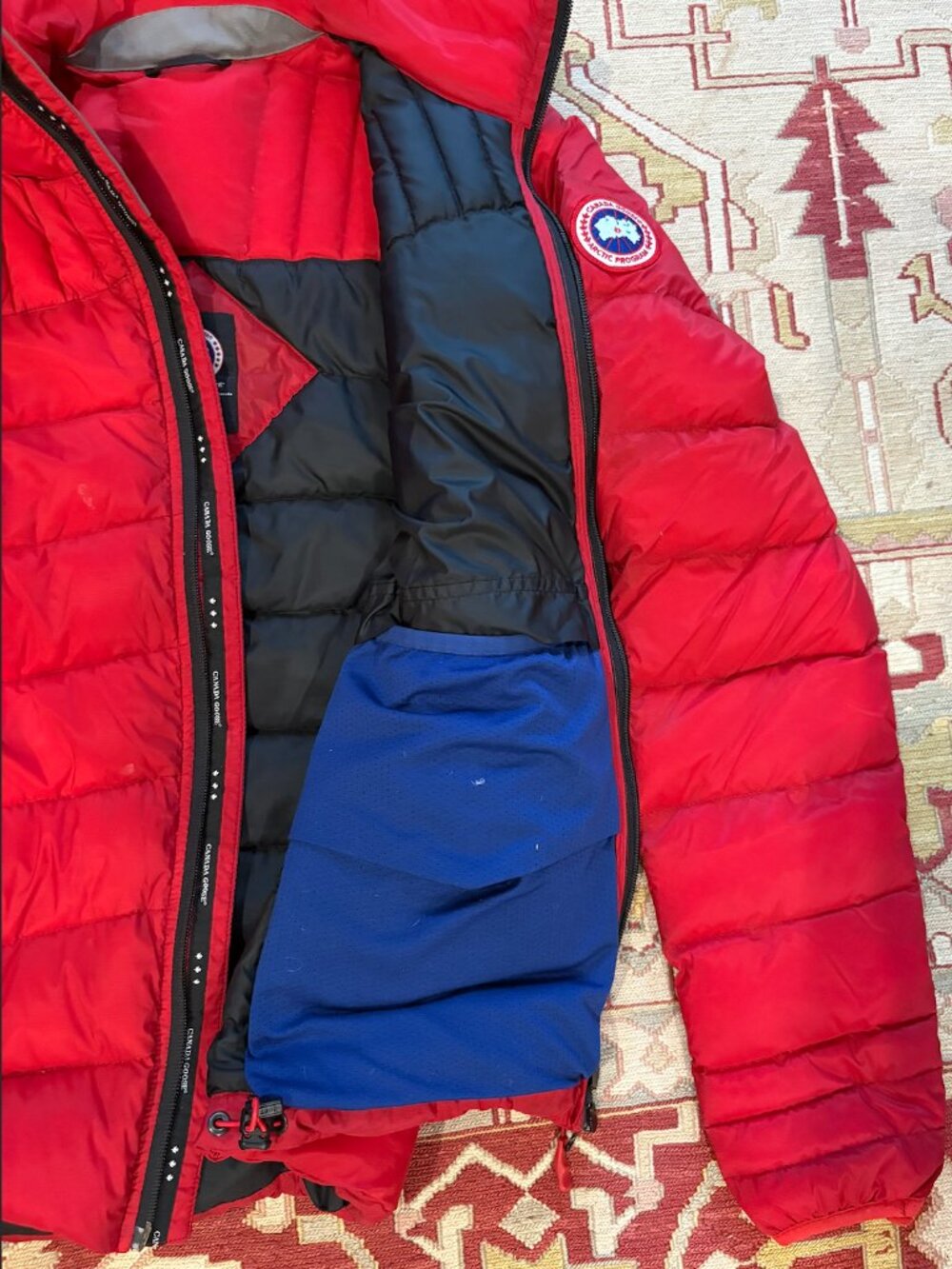 Canada Goose style 5500M, men's Brookvale Jacket, red, size M (puffer) - Picture 6 of 7